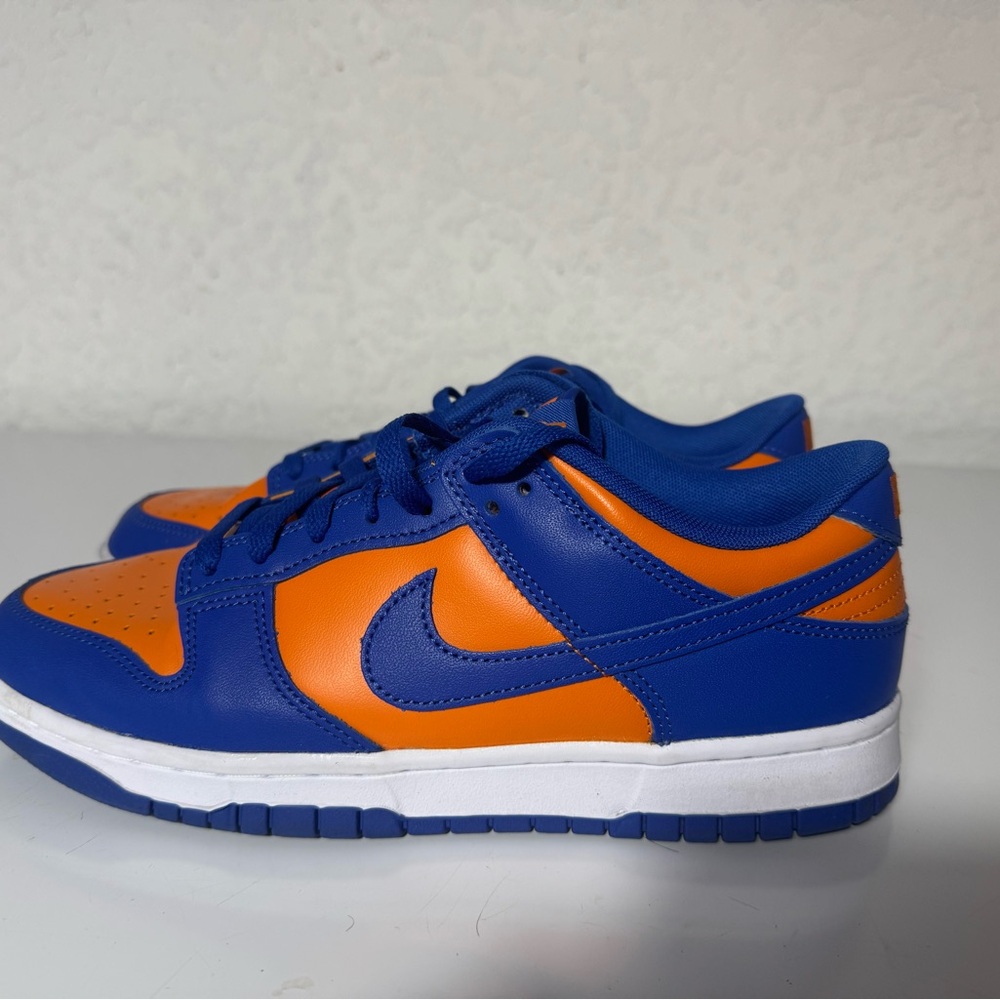 Nike NY Knicks/UF Gators University of Florida Dunks Sneakers Orange and Blue